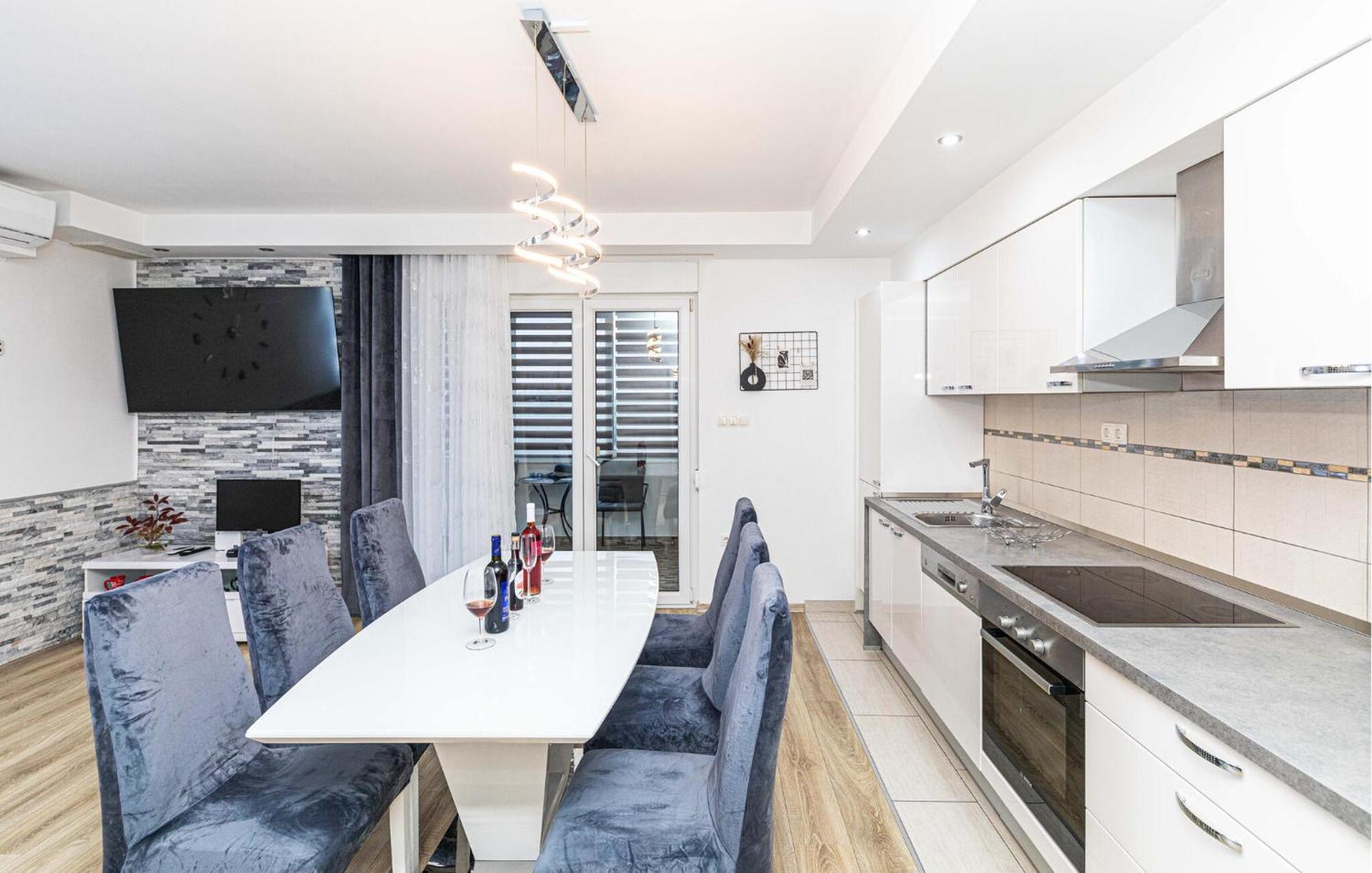 Apartment Near The Sea Kaštela Екстериор снимка